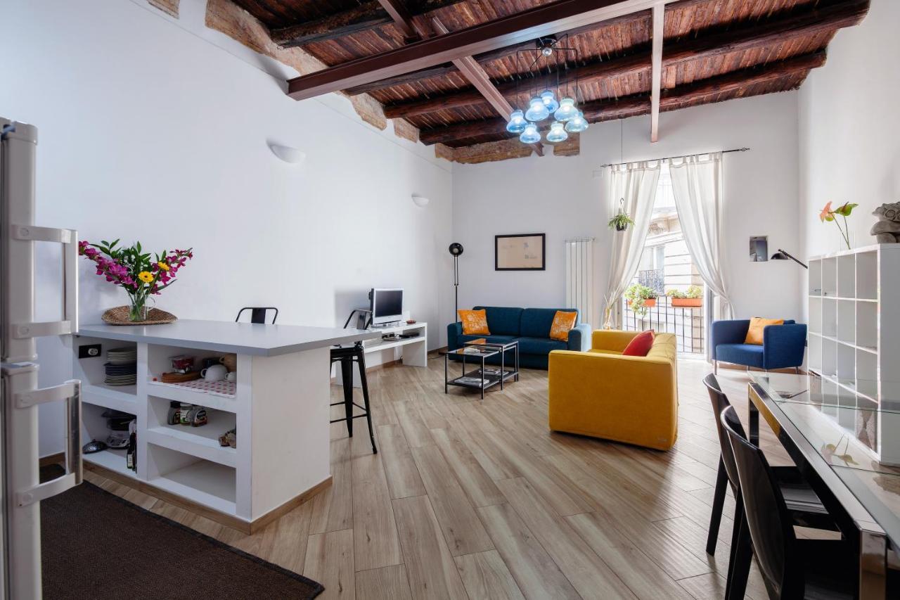 Appartamento Moderno Nel Centro Storico Neapel Exterior foto